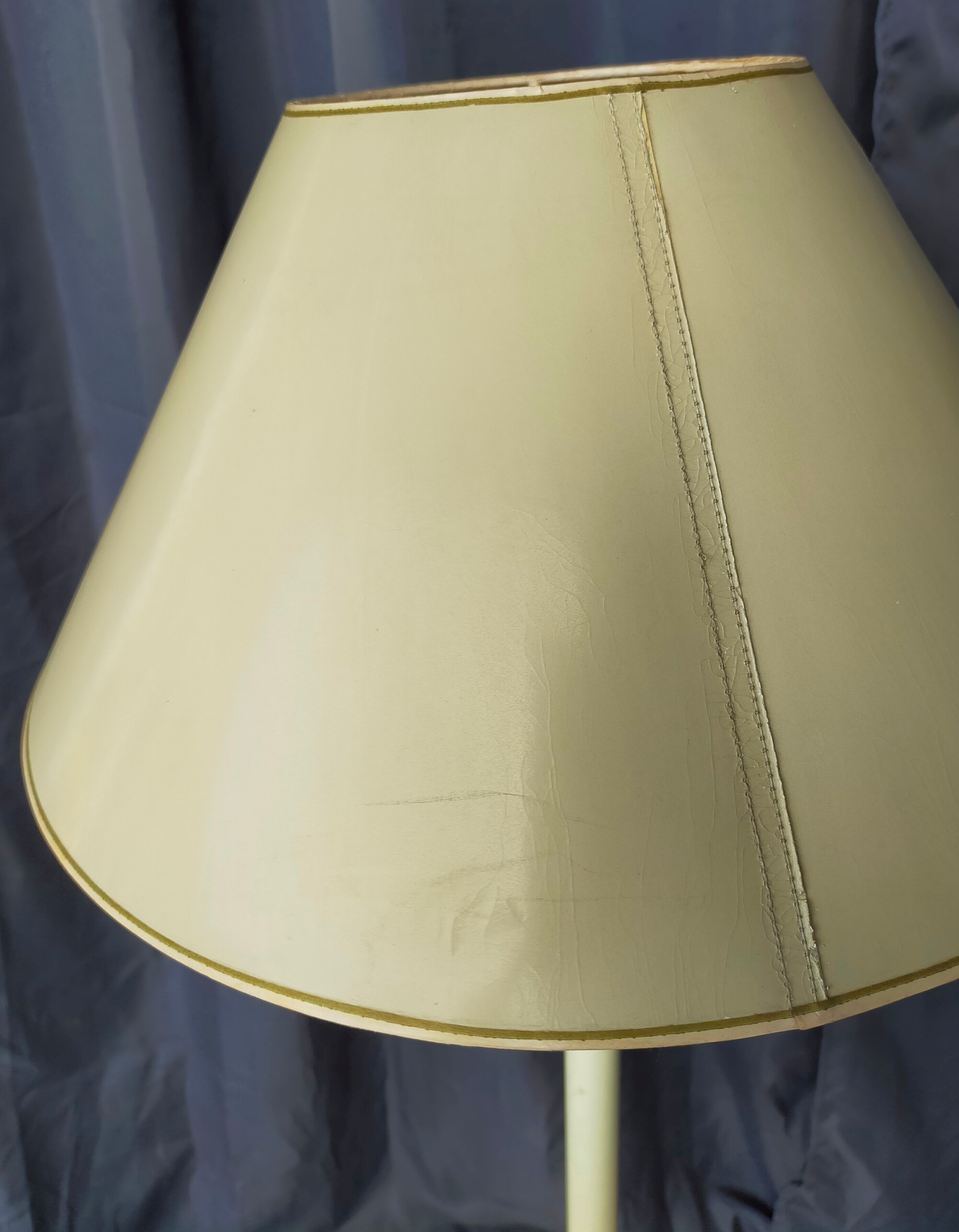 Articulated floor lamp 1950 design in metal and brass
