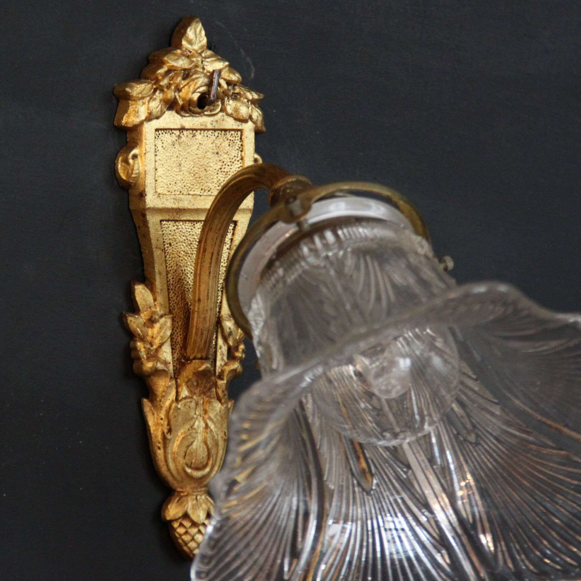 Brass Wall lamp antique Tulip transparent glass, vintage