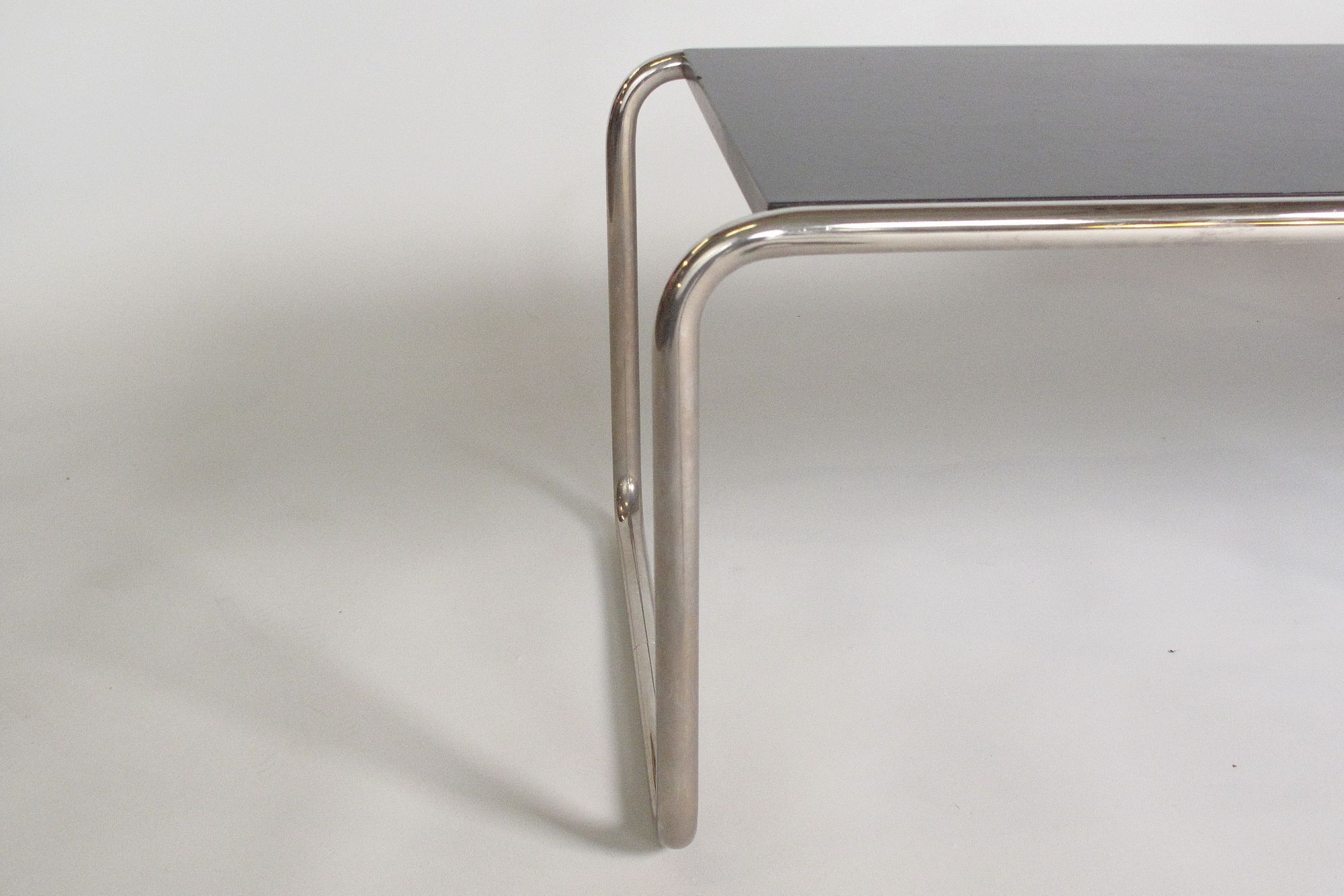 Marcel Breuer pour Tecta - Laccio Set Coffeetables