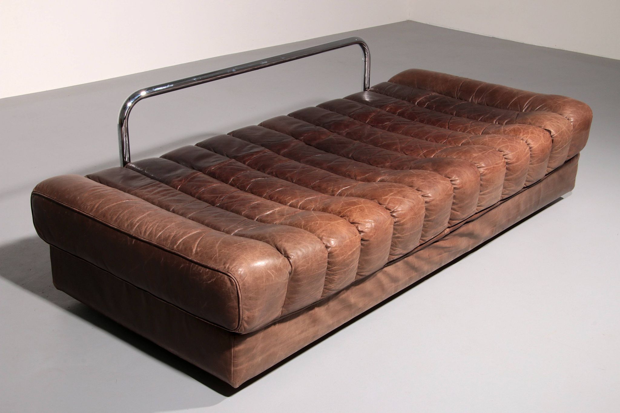 Mid-century DS 85 sofa bed from De Sede Switzerland, 1960s
