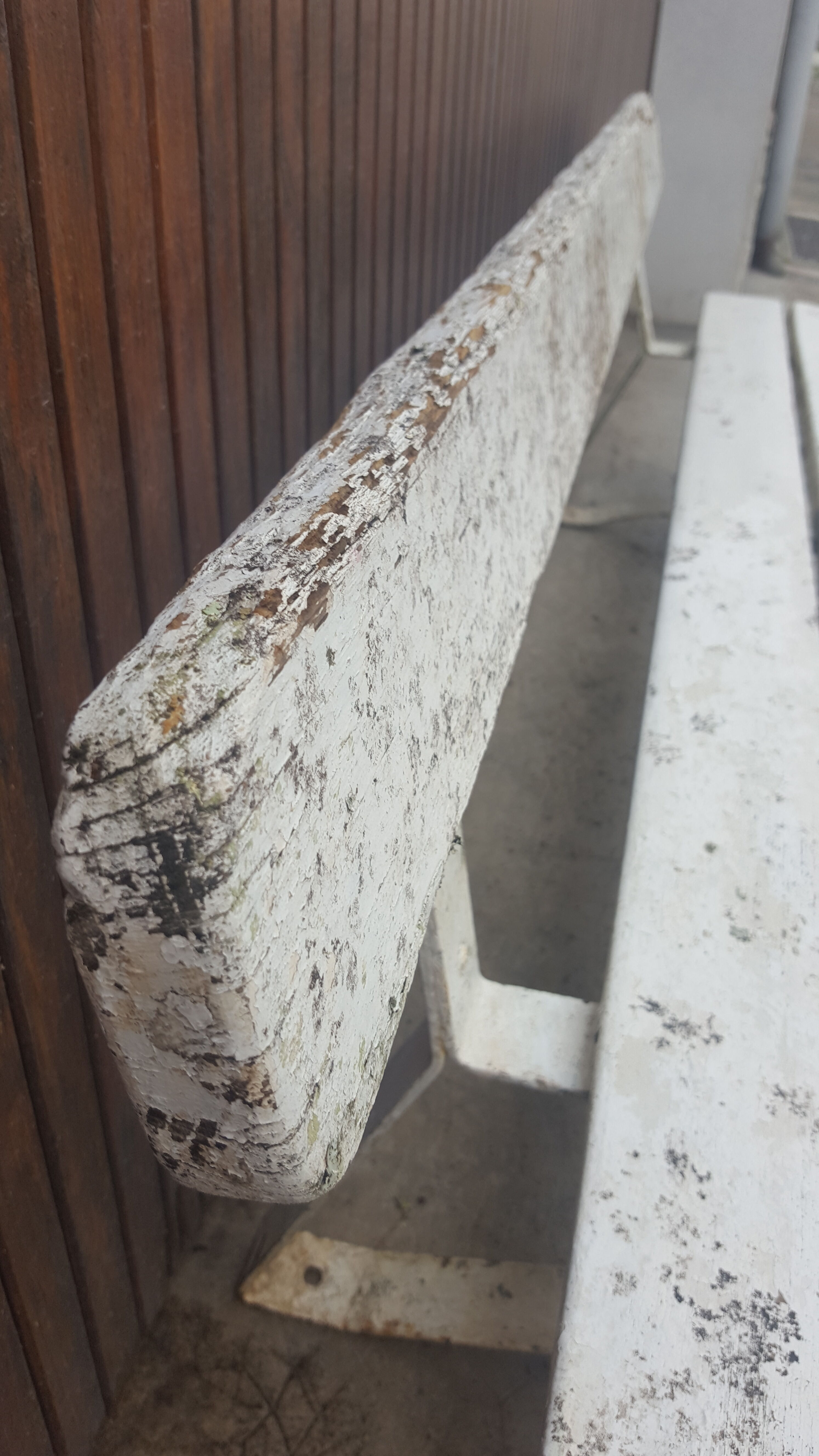 Old school bench white old patina