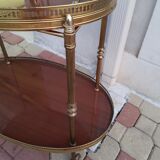 Classic serving table