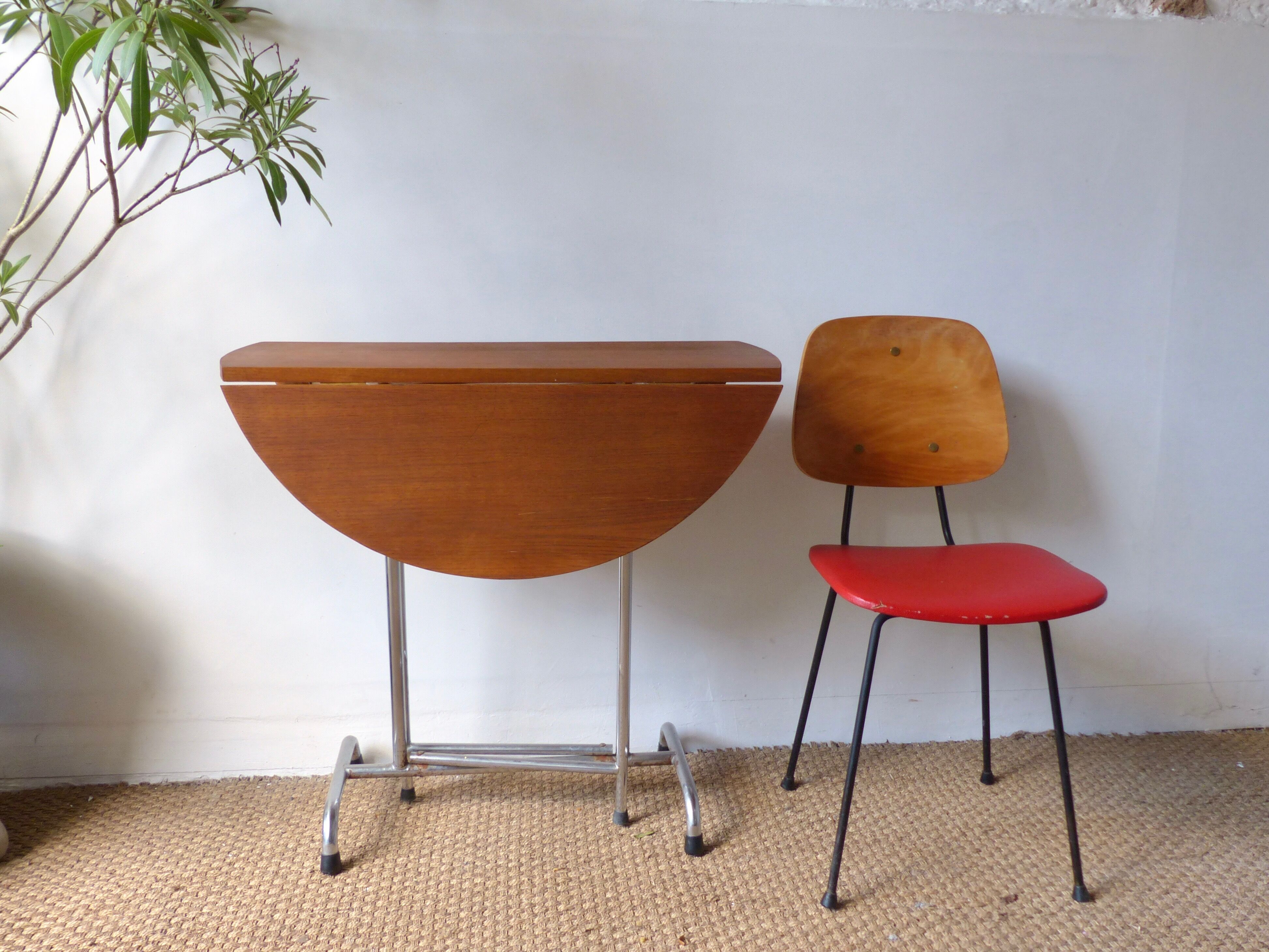 Vintage adjustable folding table