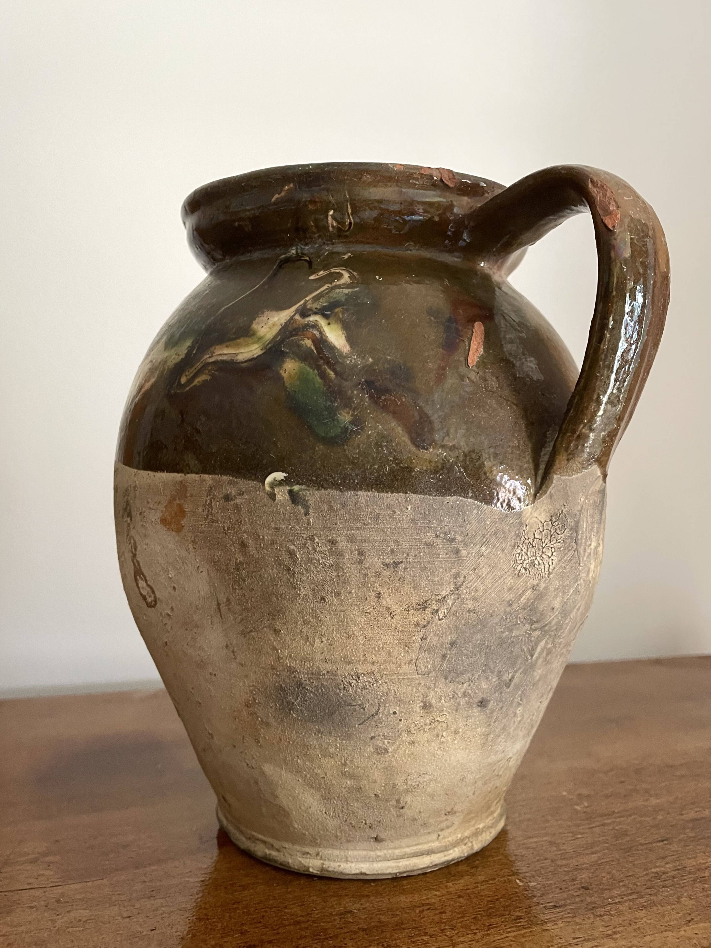 Lot d’une cruche et 2 petits vases