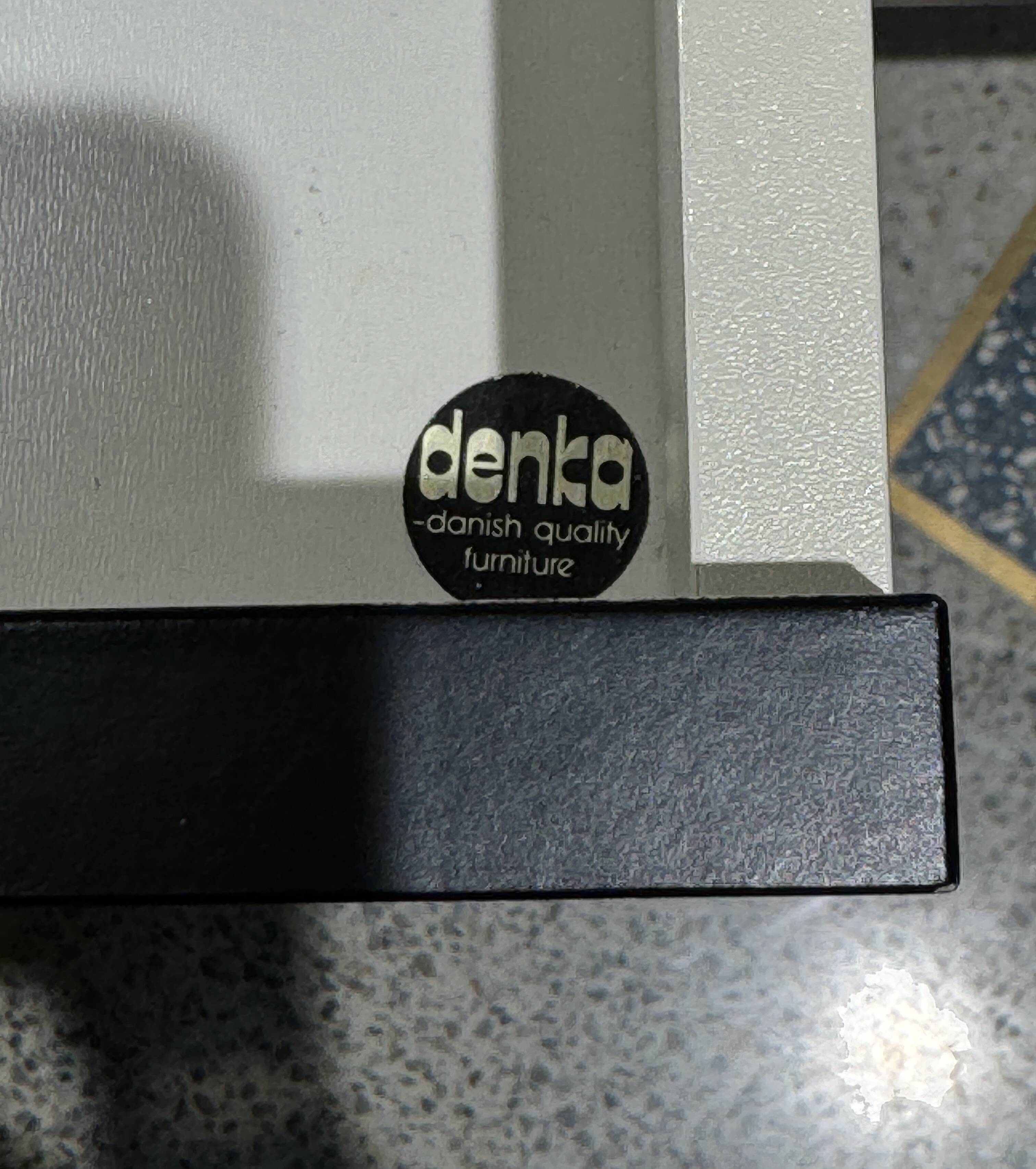 Buffet danois noir Denka, Danemark, années 1990