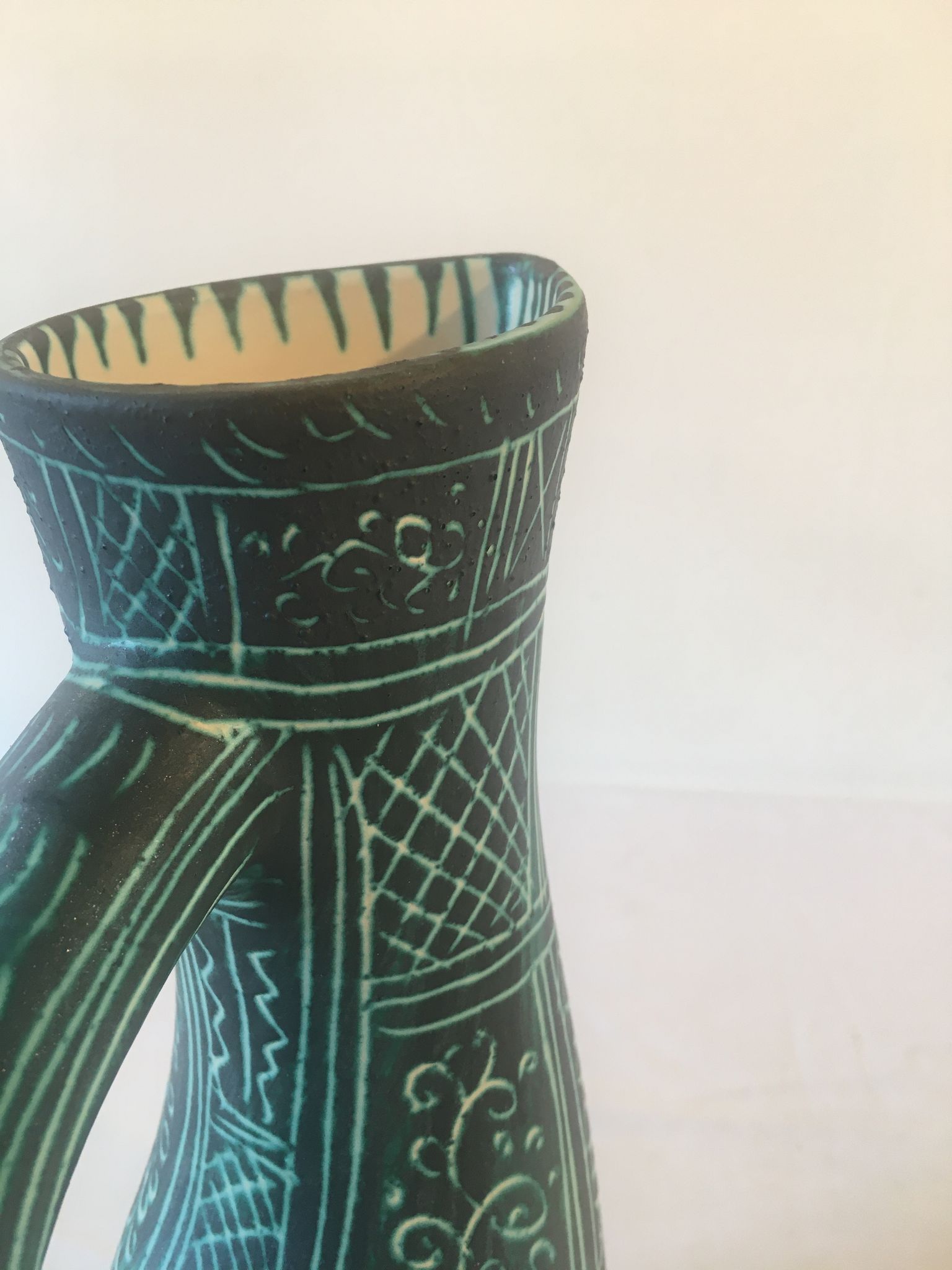 Pitcher of yvain for keraluc