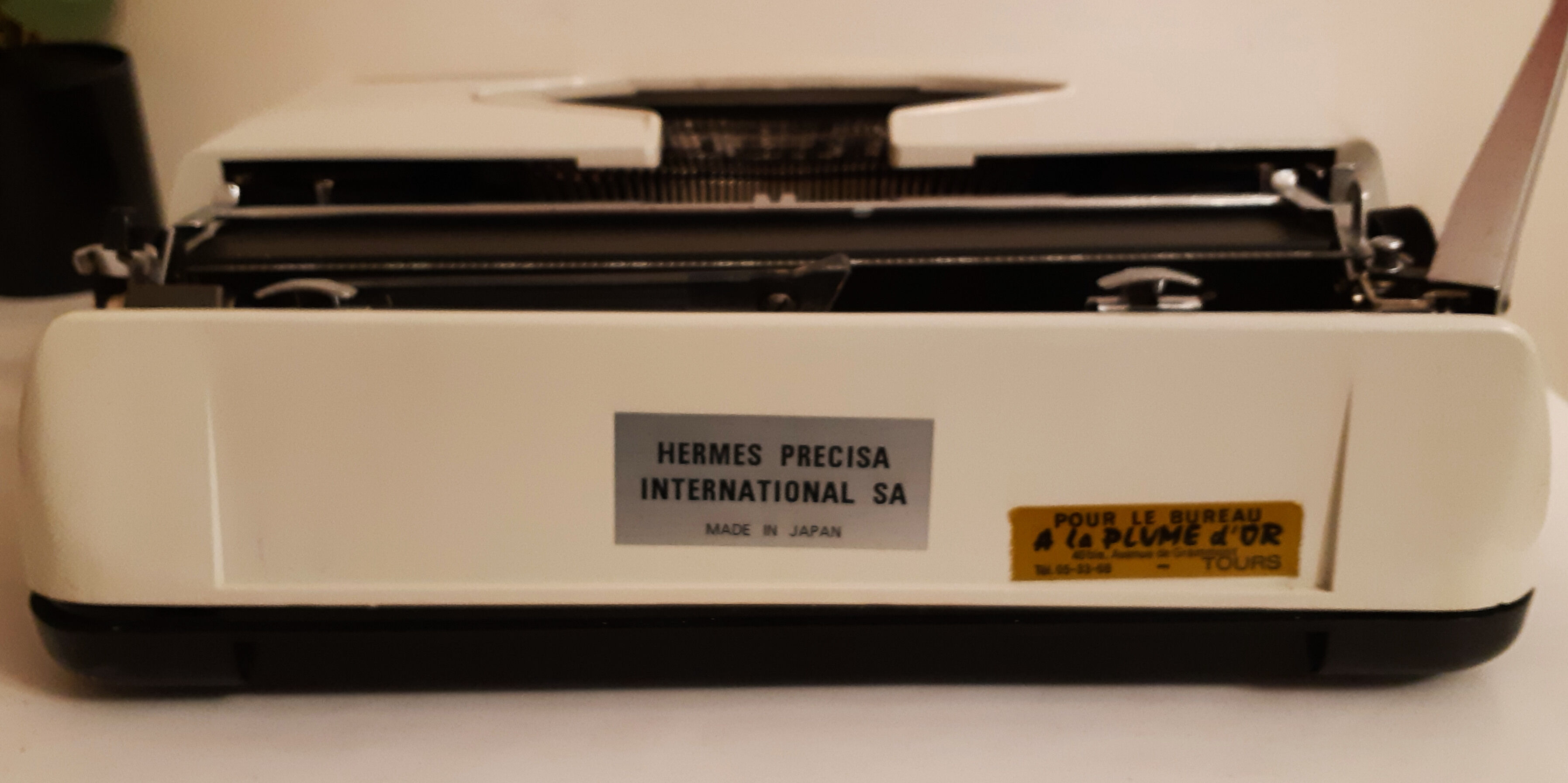 Hermes Baby S Functional Portable Typewriter