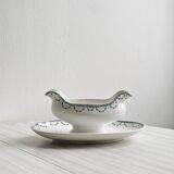Gravy boat on earthenware frame Digoin Sarreguemines Faust.