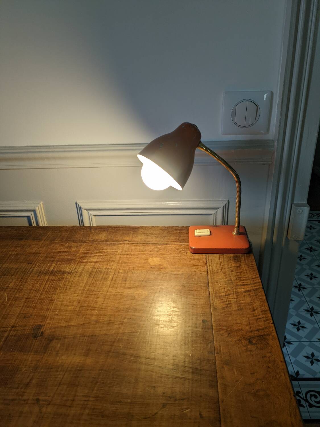 Vintage desk lamp