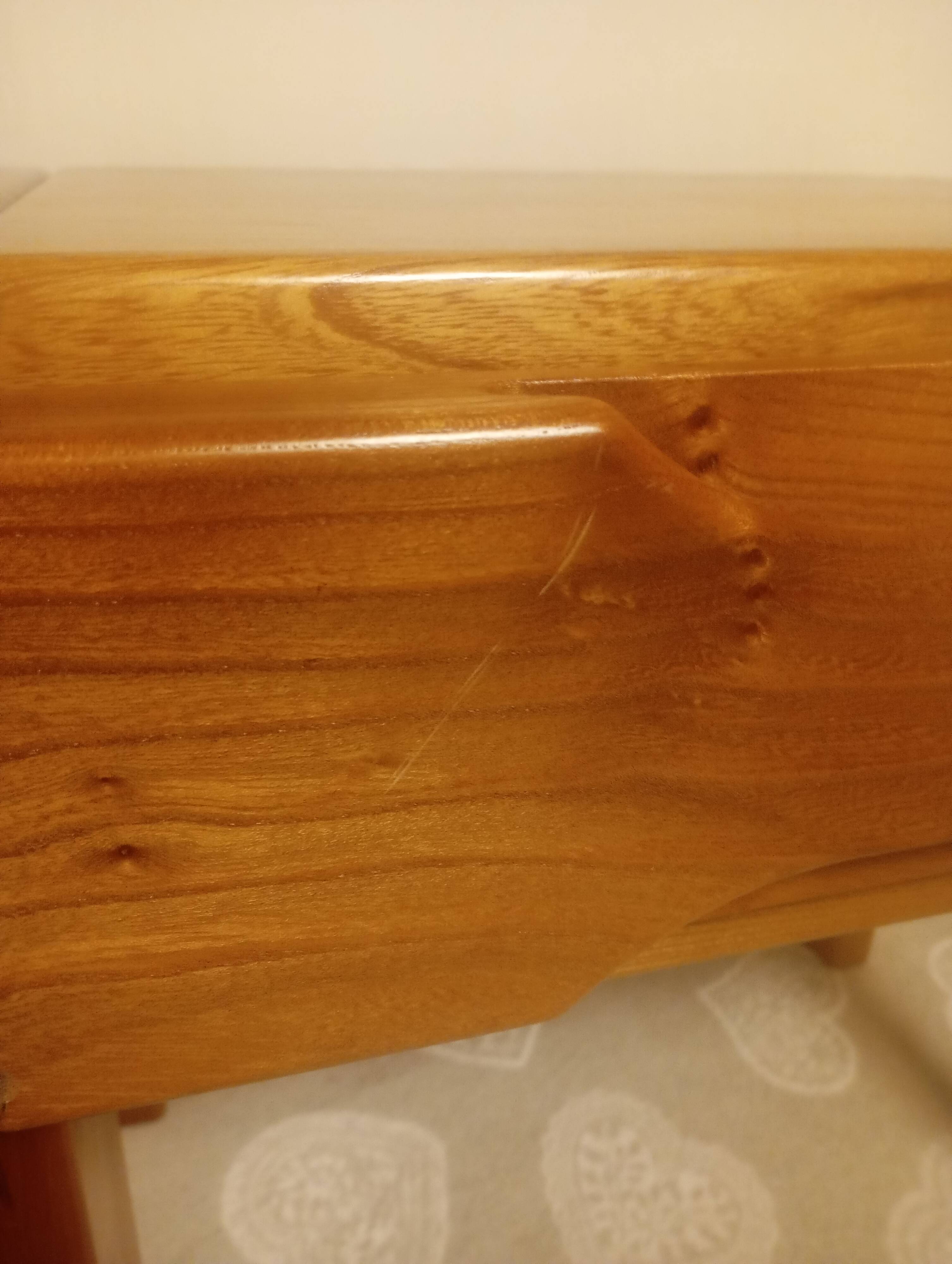 Regain bedside table in solid elm