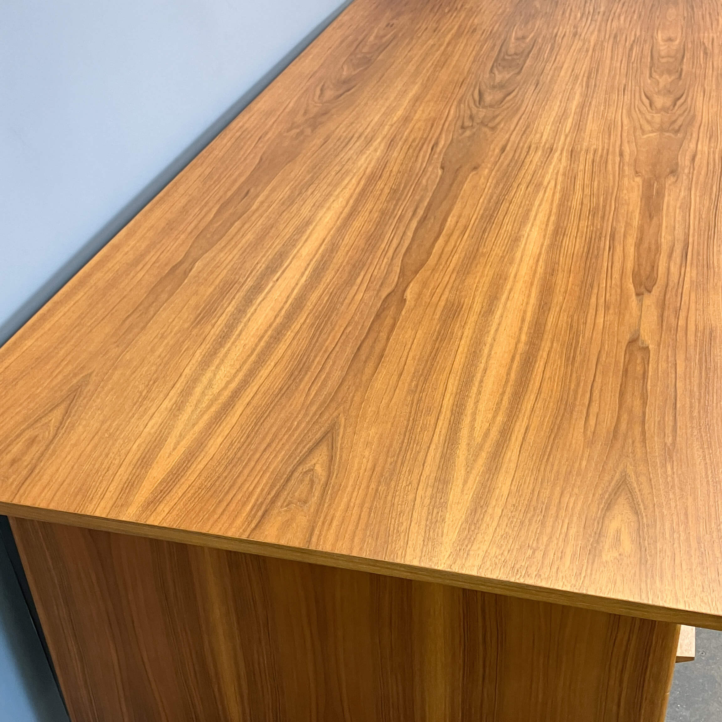 Bauhaus-style desk by WK Möbel, walnut, 1960s