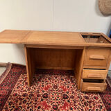 Ancien bureau enfant en chêne