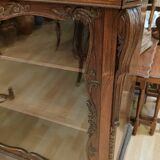 Two-part cabinet, recessed and with a glass-fronted display case, in Indian rosewood, circa 1850/60