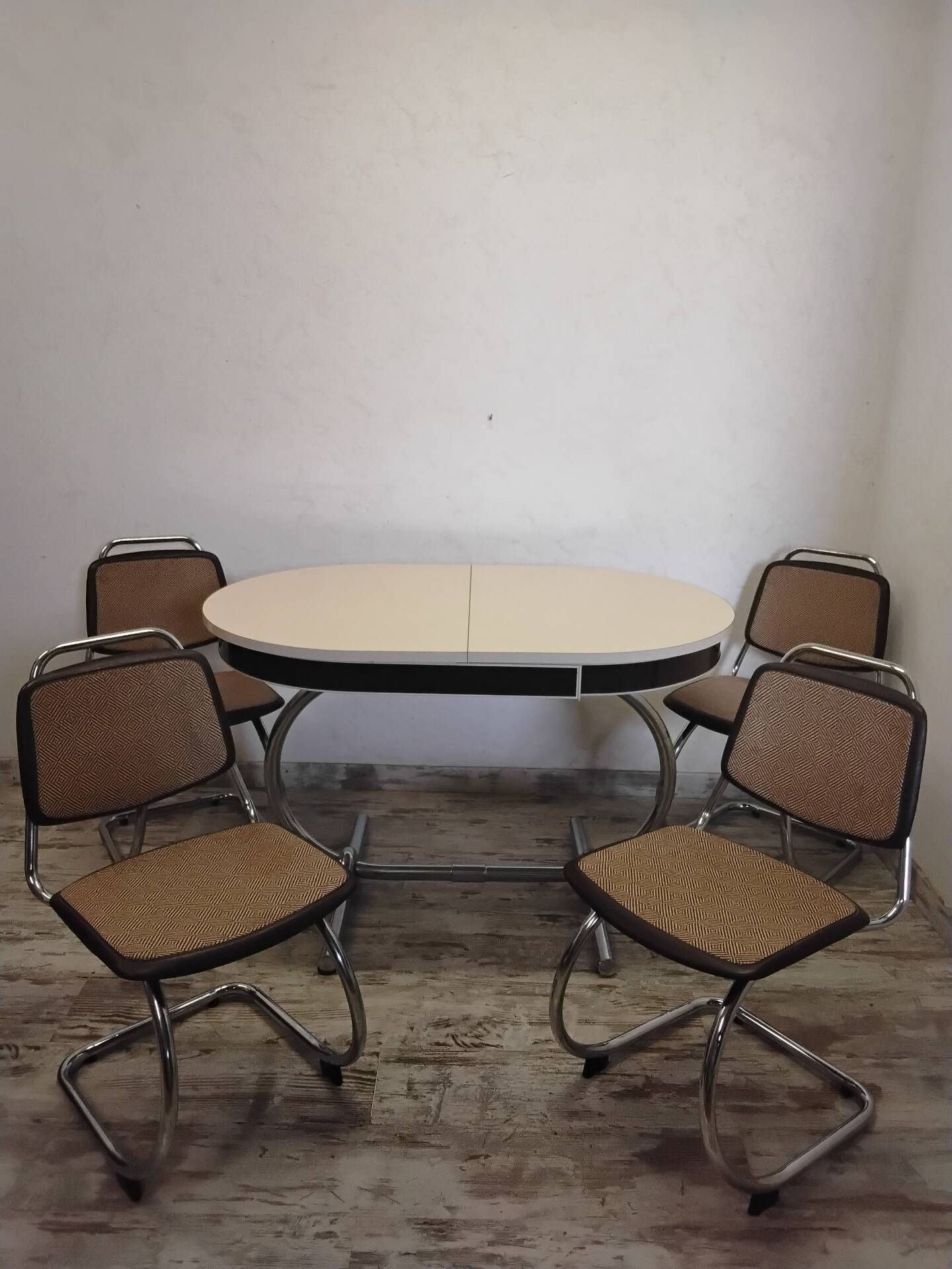 Vintage dining room set from the 70s/80s.