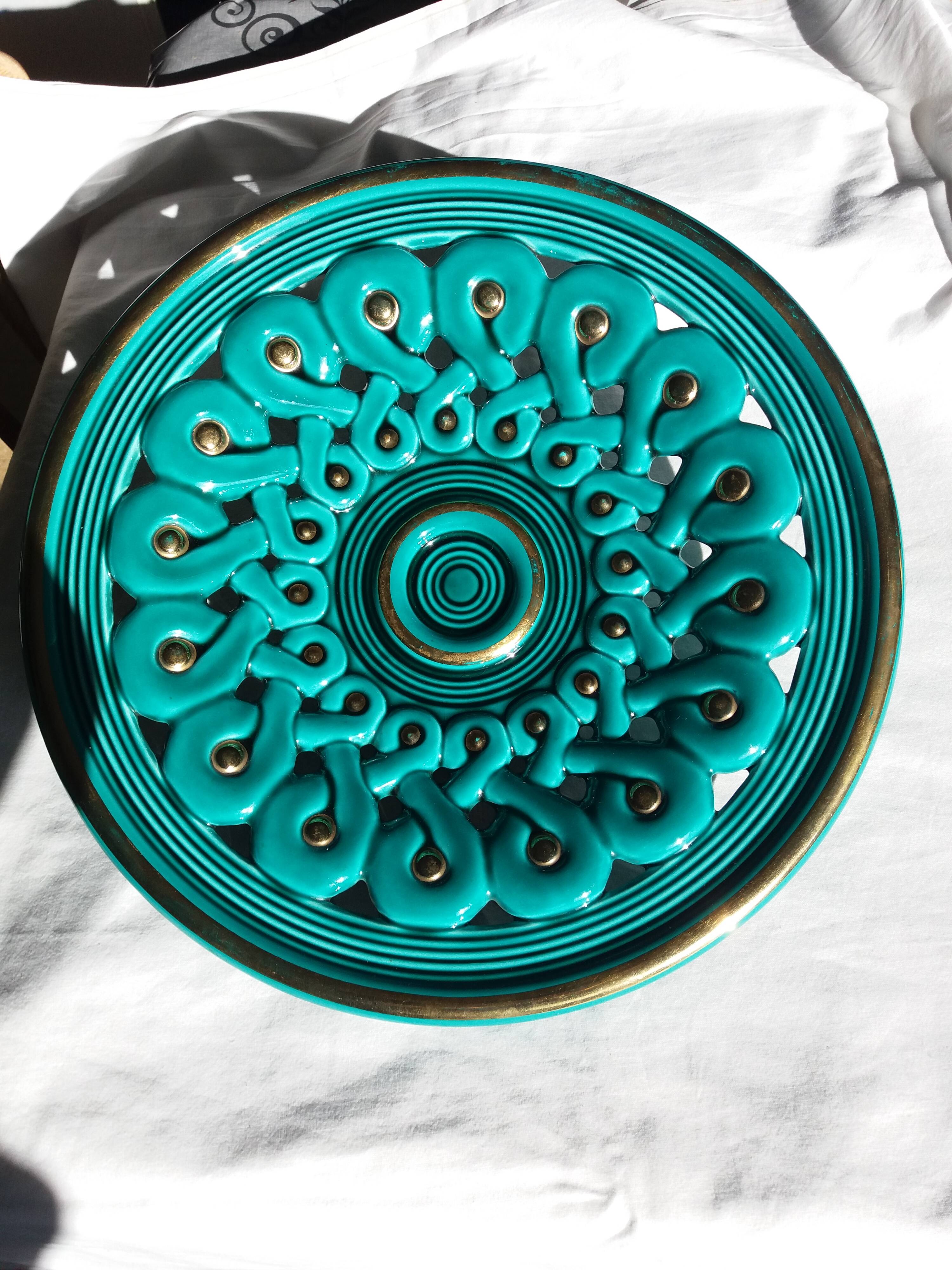 Verceram fruit bowl emerald green slip 37cm