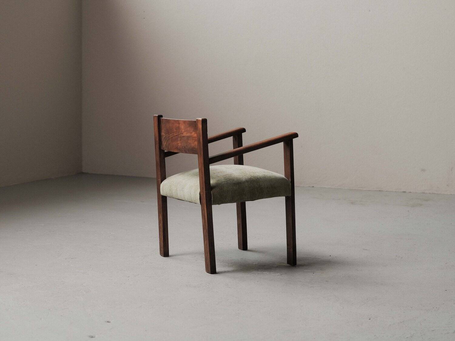 French modernist armchair in wood and green velvet, 1950s