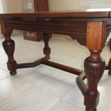 Flemish oak table with extensions