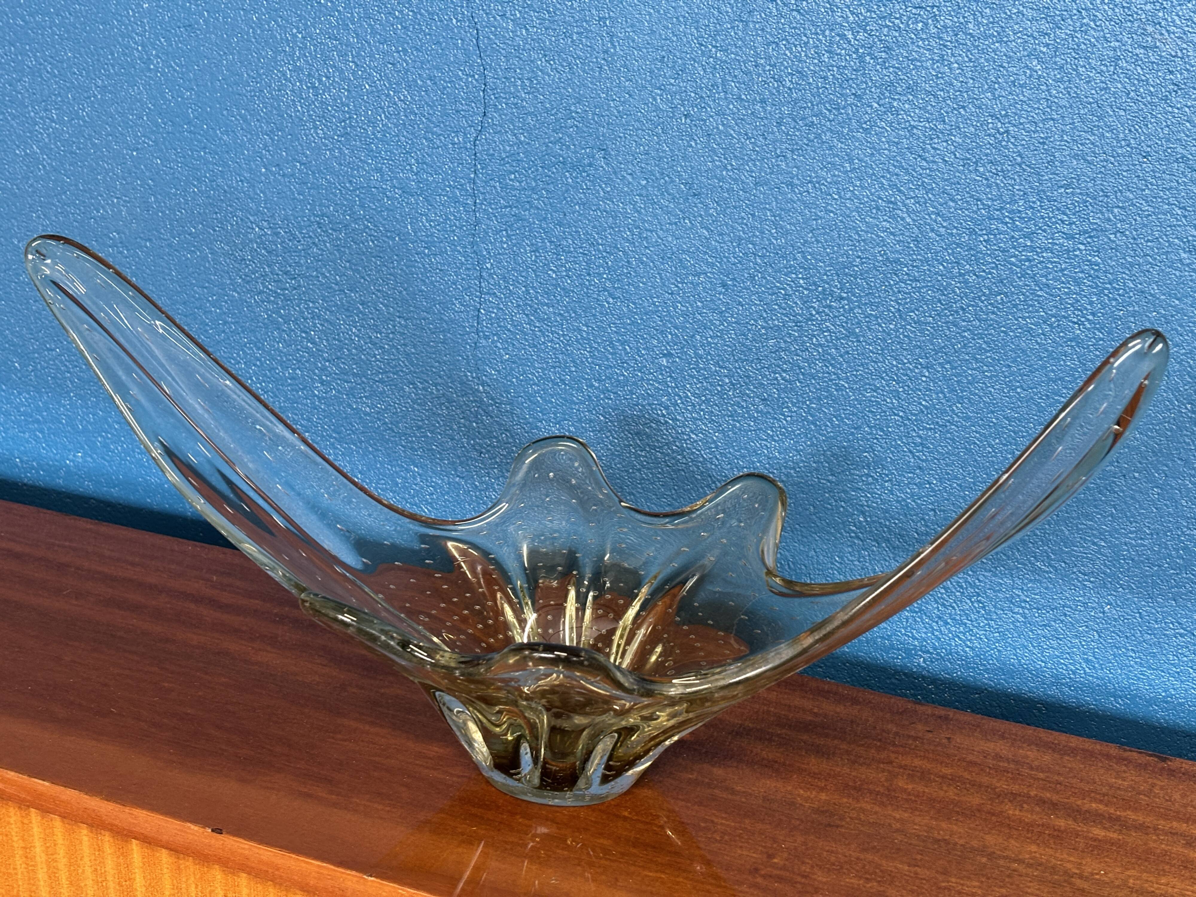 Large amber blown glass corolla bowl, Murano style