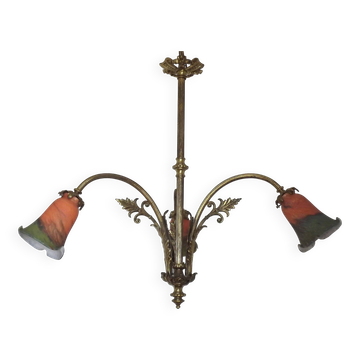Lustre 3 feux Art Nouveau en bronze avec abat-jour en verre orange et vert, France
