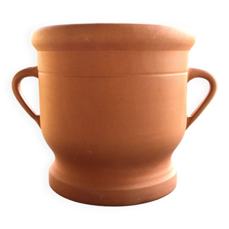 Large flower pot with terracotta handles