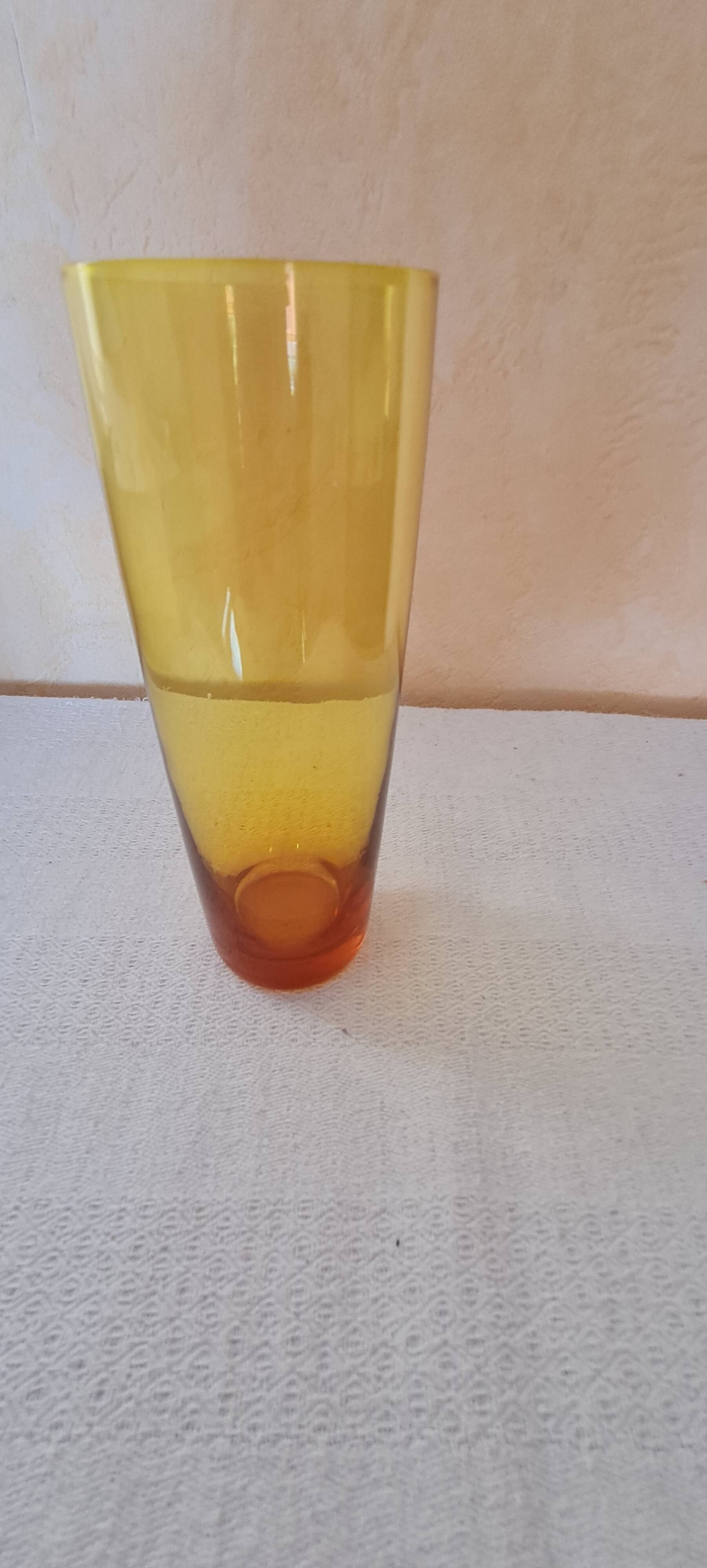 Verre à limonade brun foncé