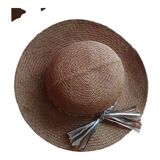 Thin straw hat and rafia