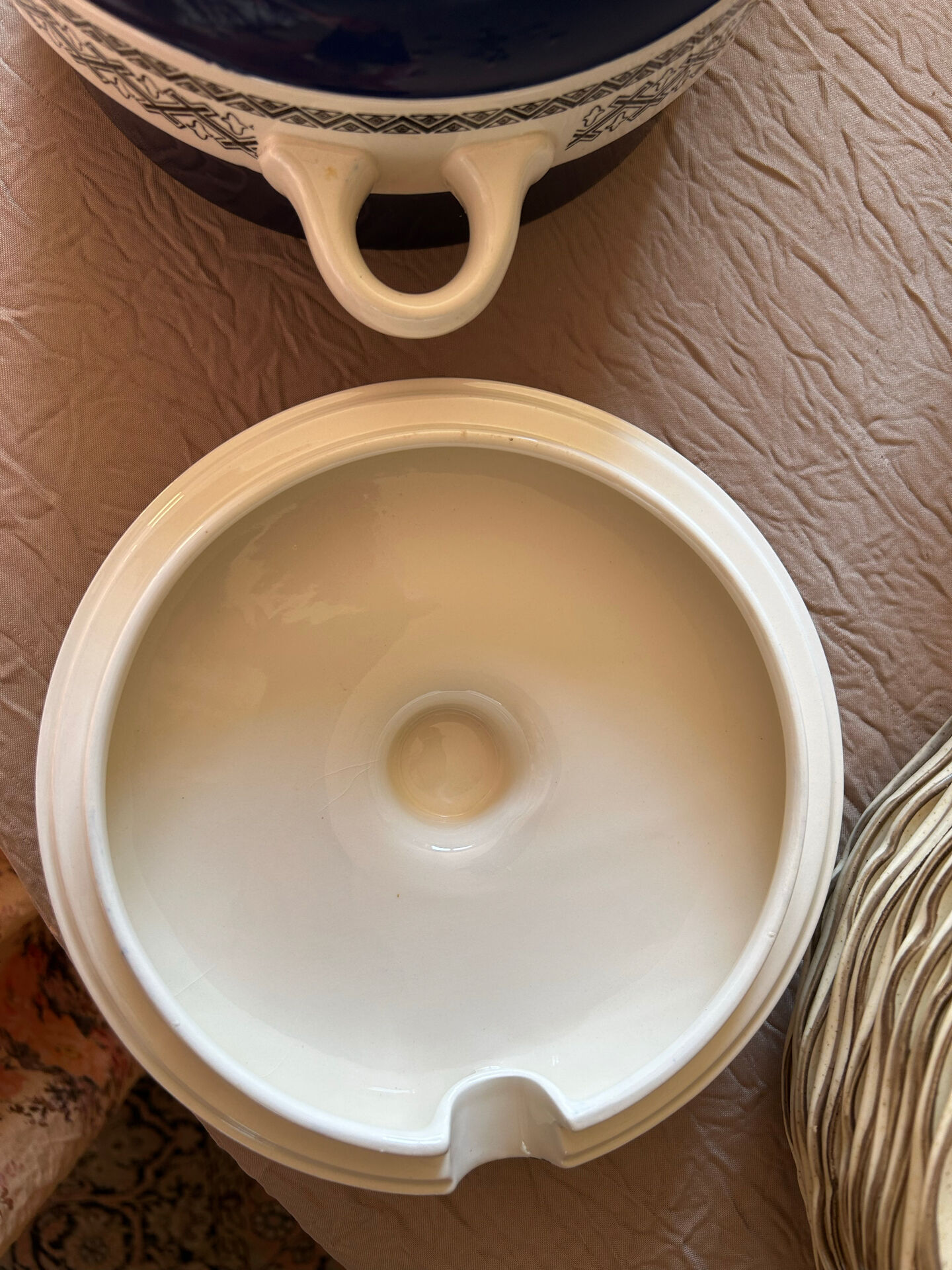 Sapphire soup tureen Villeroy and Boch