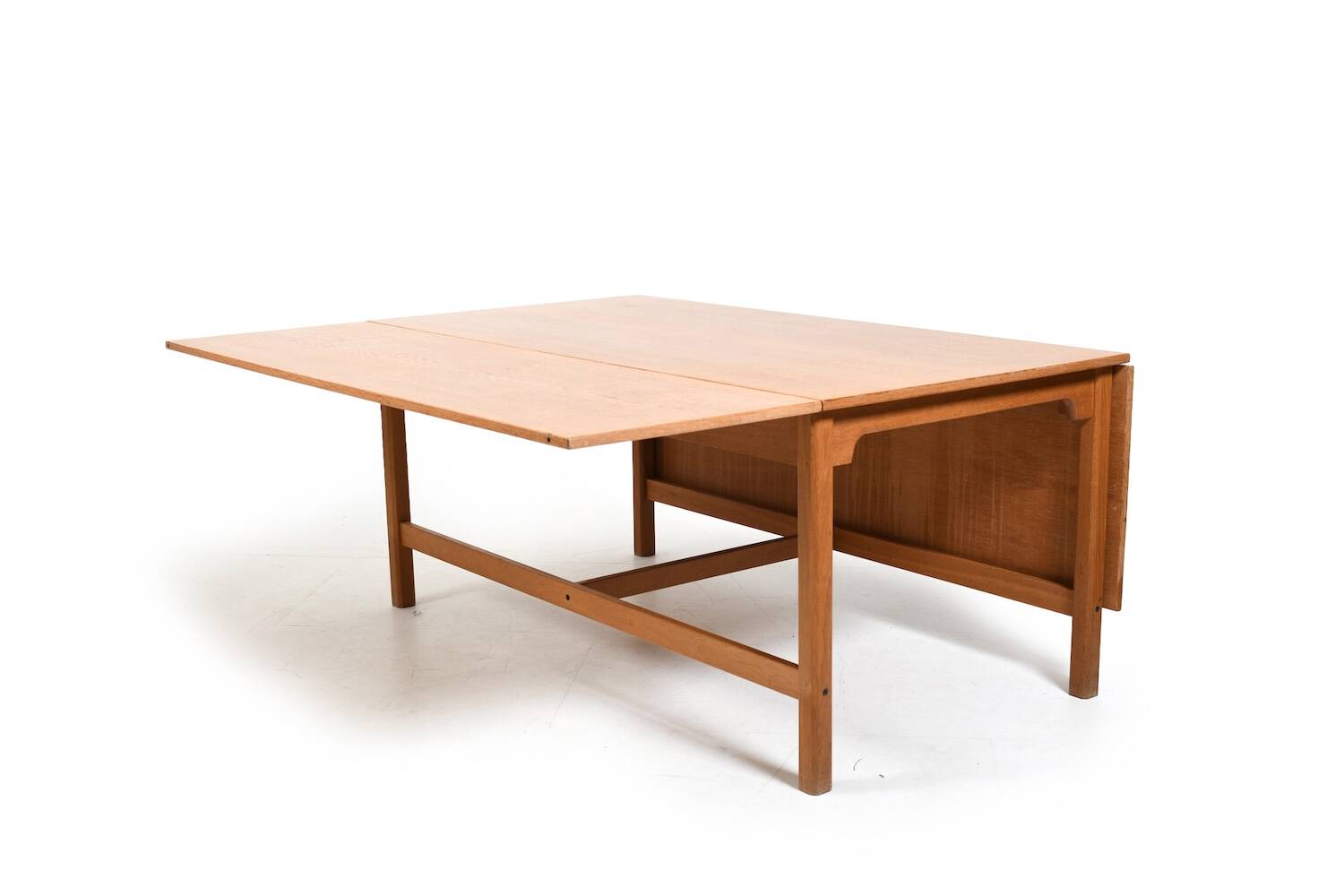 Table de bibliothèque Børge Mogensen 6281 en chêne rare