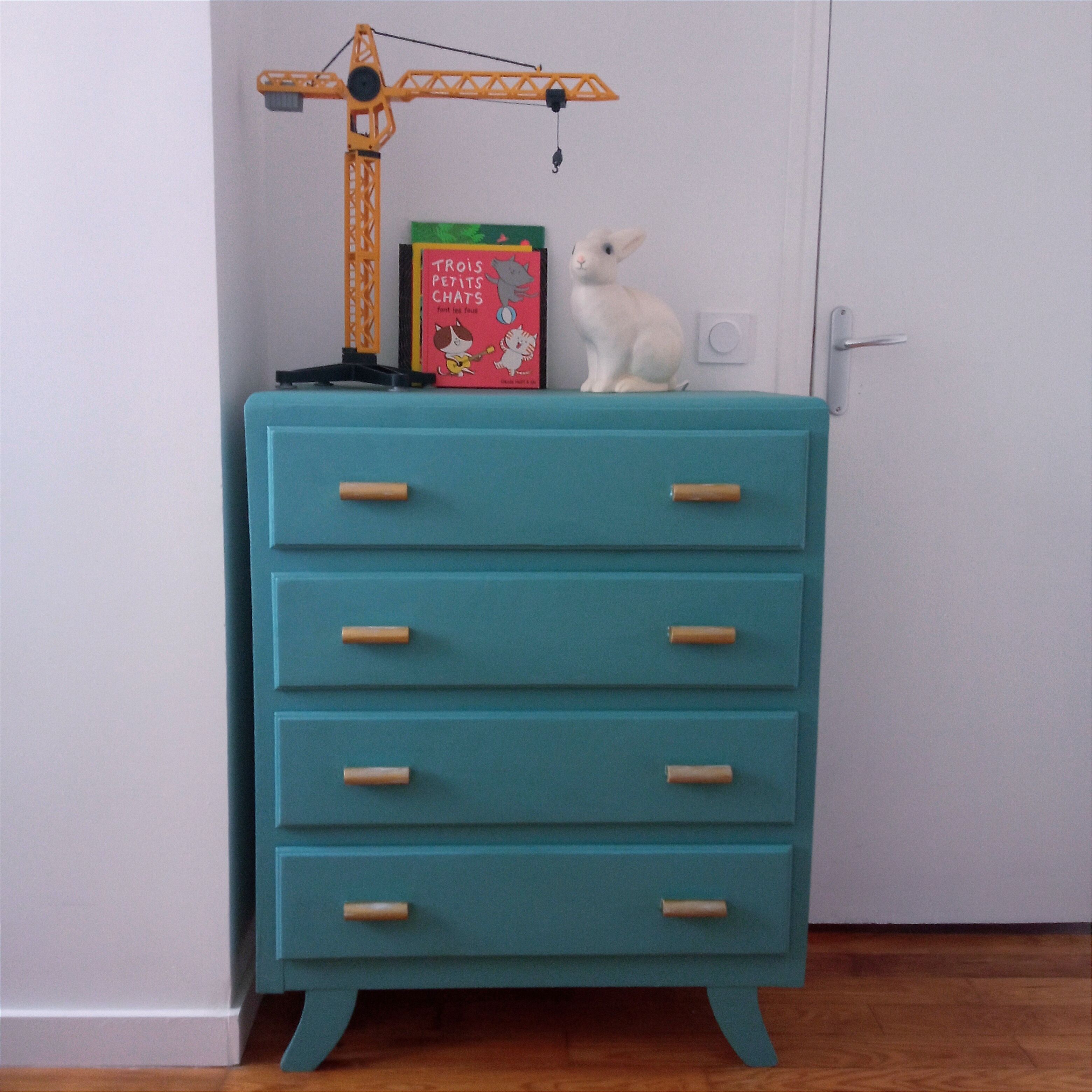Commode vintage