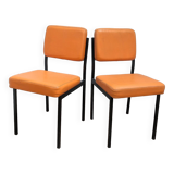 2 vintage leather chairs