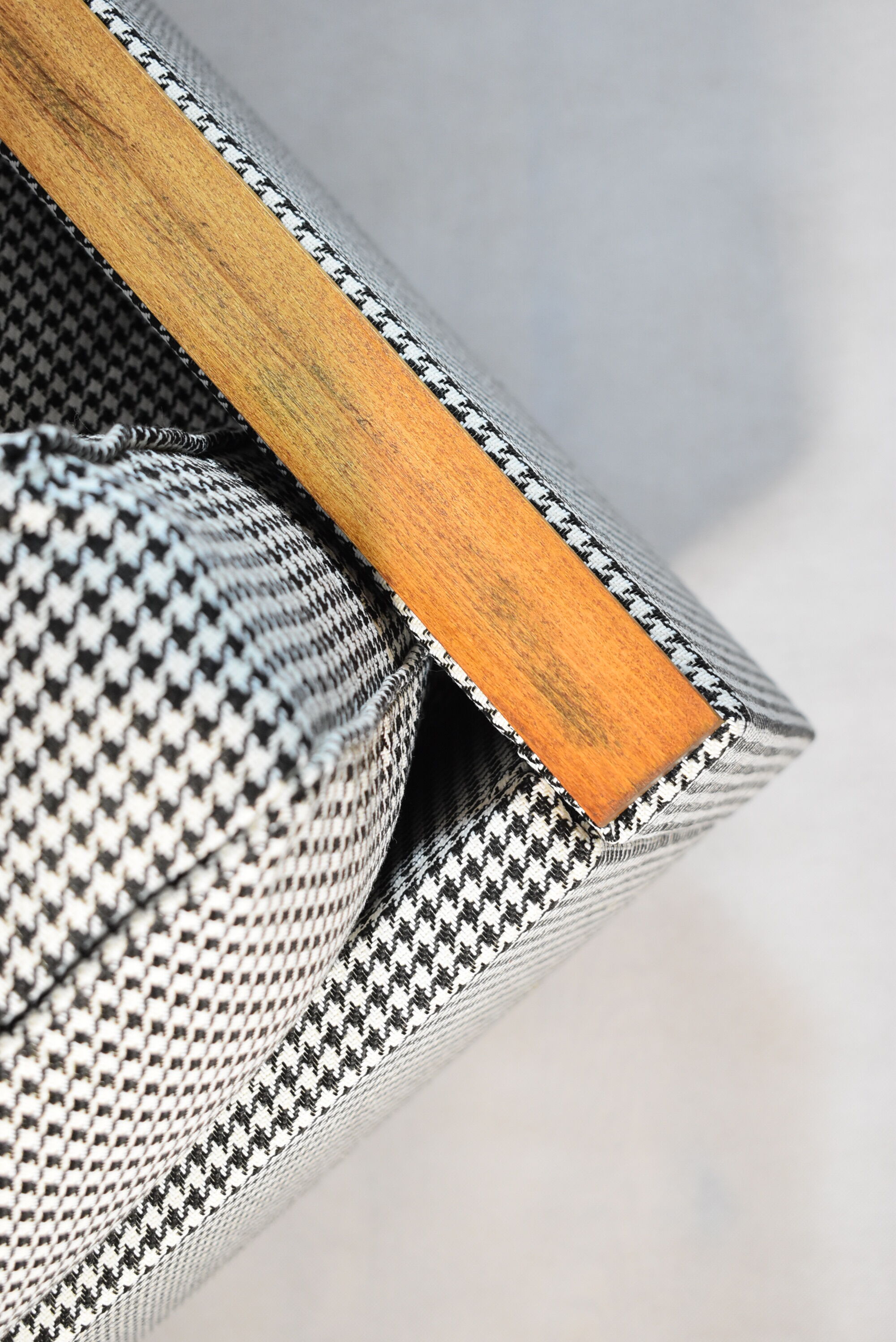 Vintage original armchair model ZWP-8 Cube, fully restored, 1970s