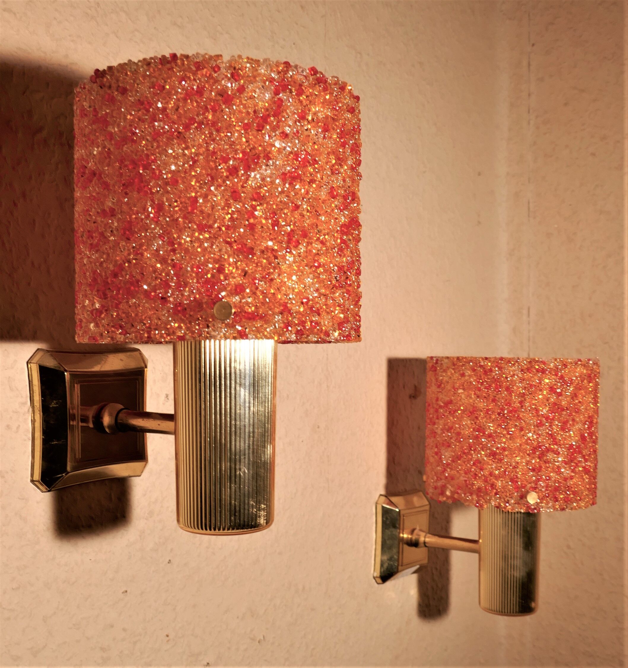 Vintage resin wall appliques