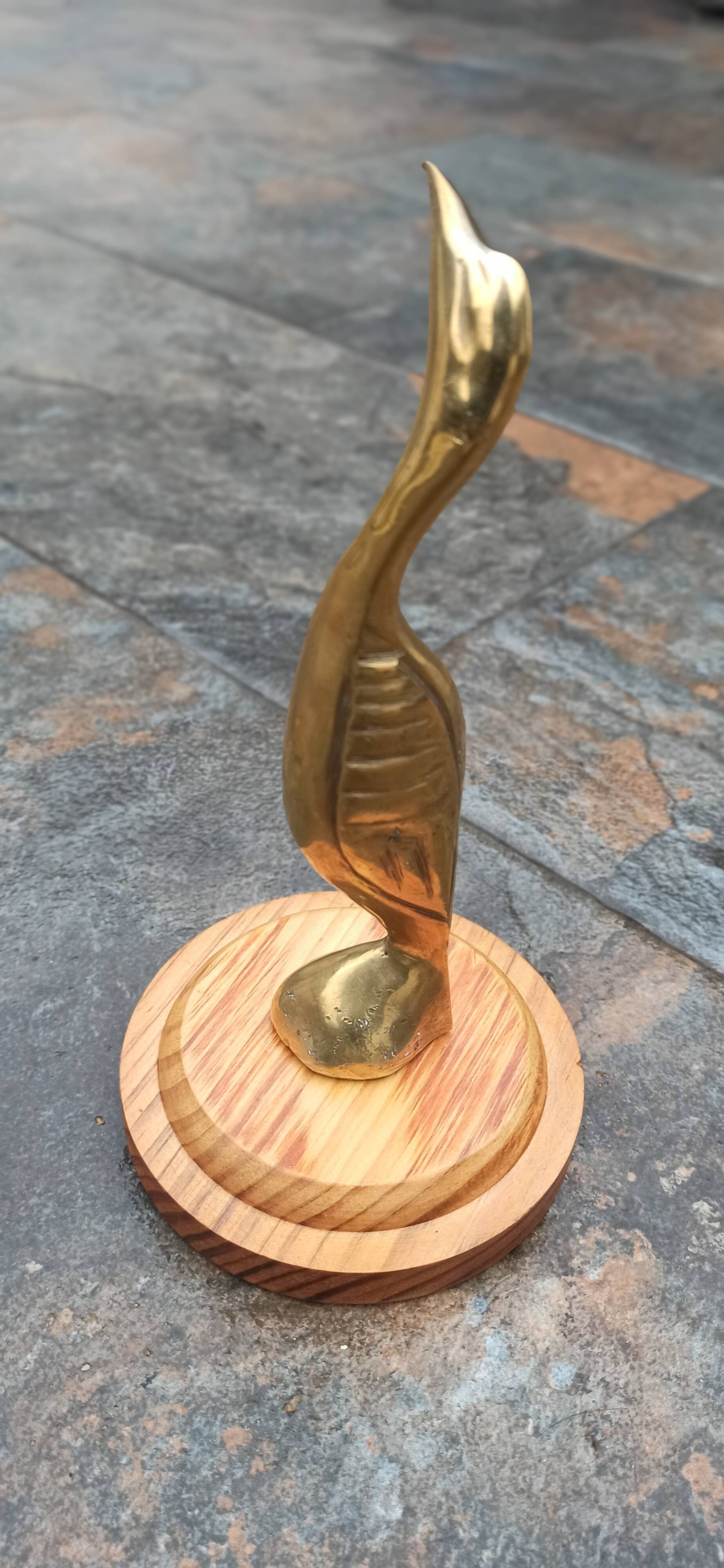 Cormoran vintage en laiton sur socle