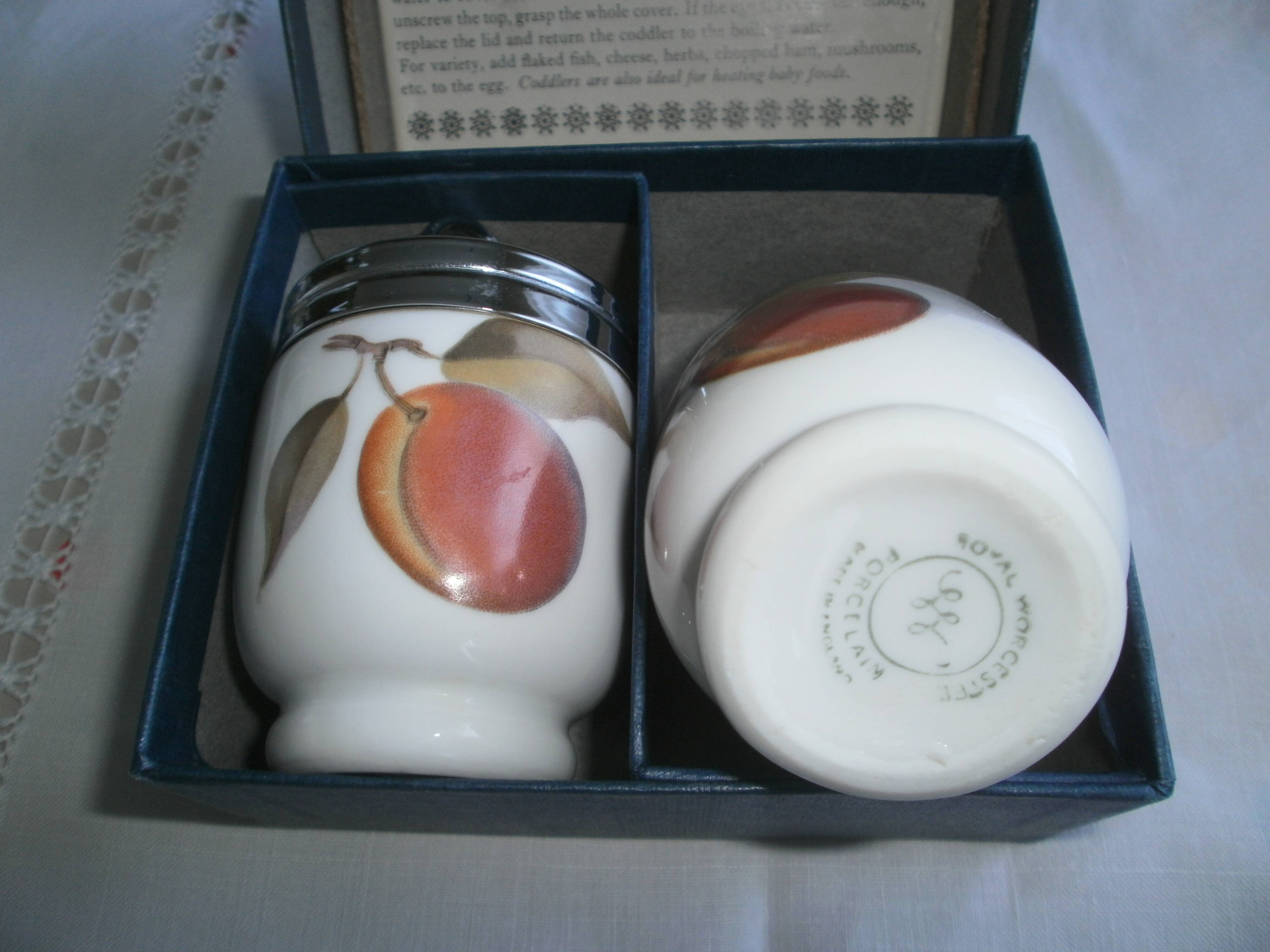 Coquetiers Royal Worcester
