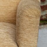 Fauteuil en velour beige et franges