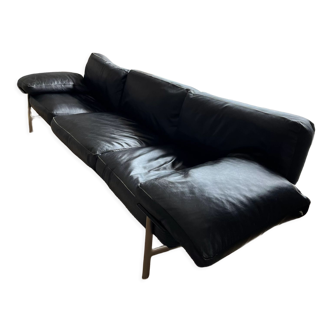 Sharp sofa B&B Italian black leather 3 places