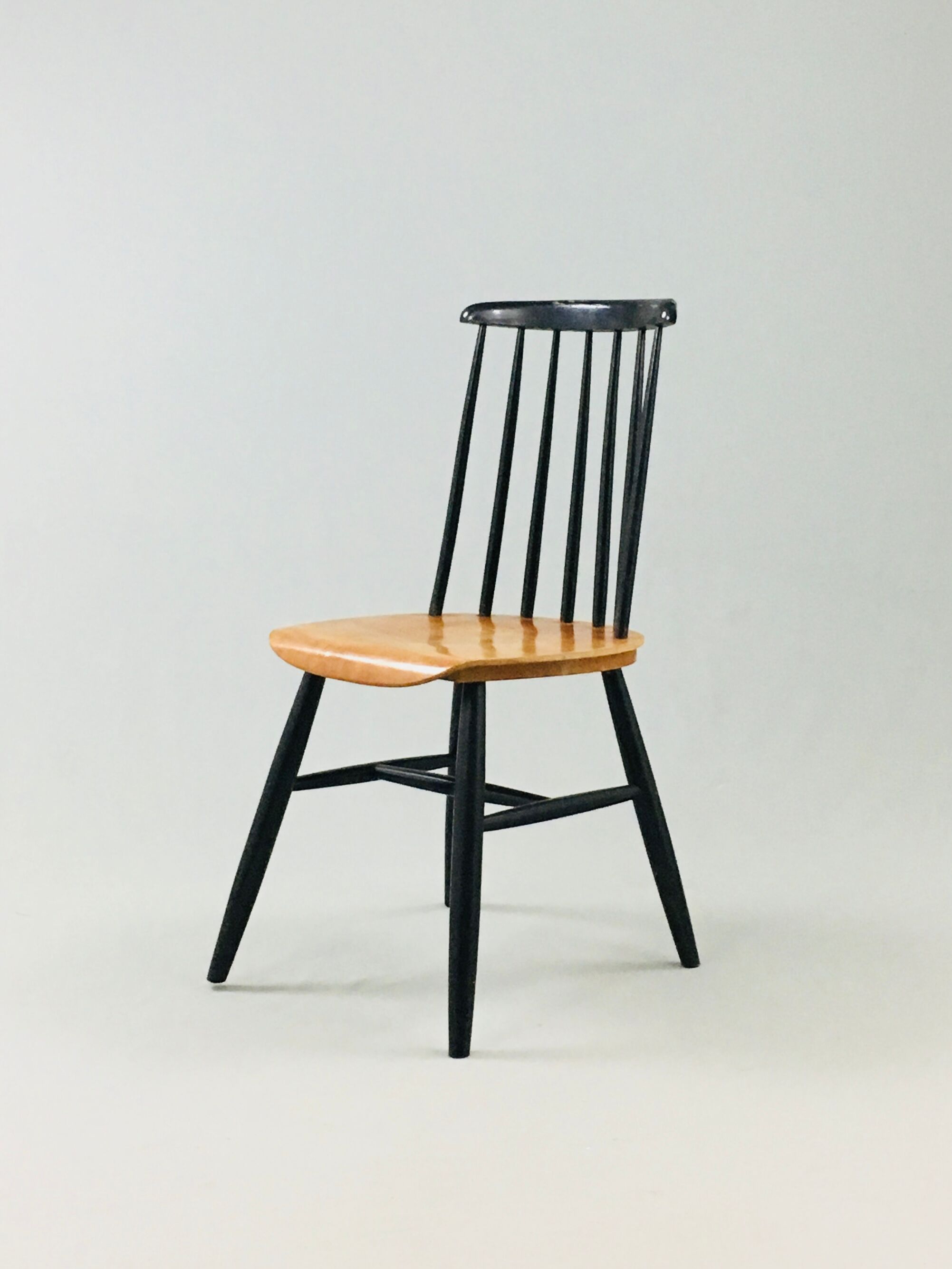 Set of 4 Fanett chairs by Tapiovaara