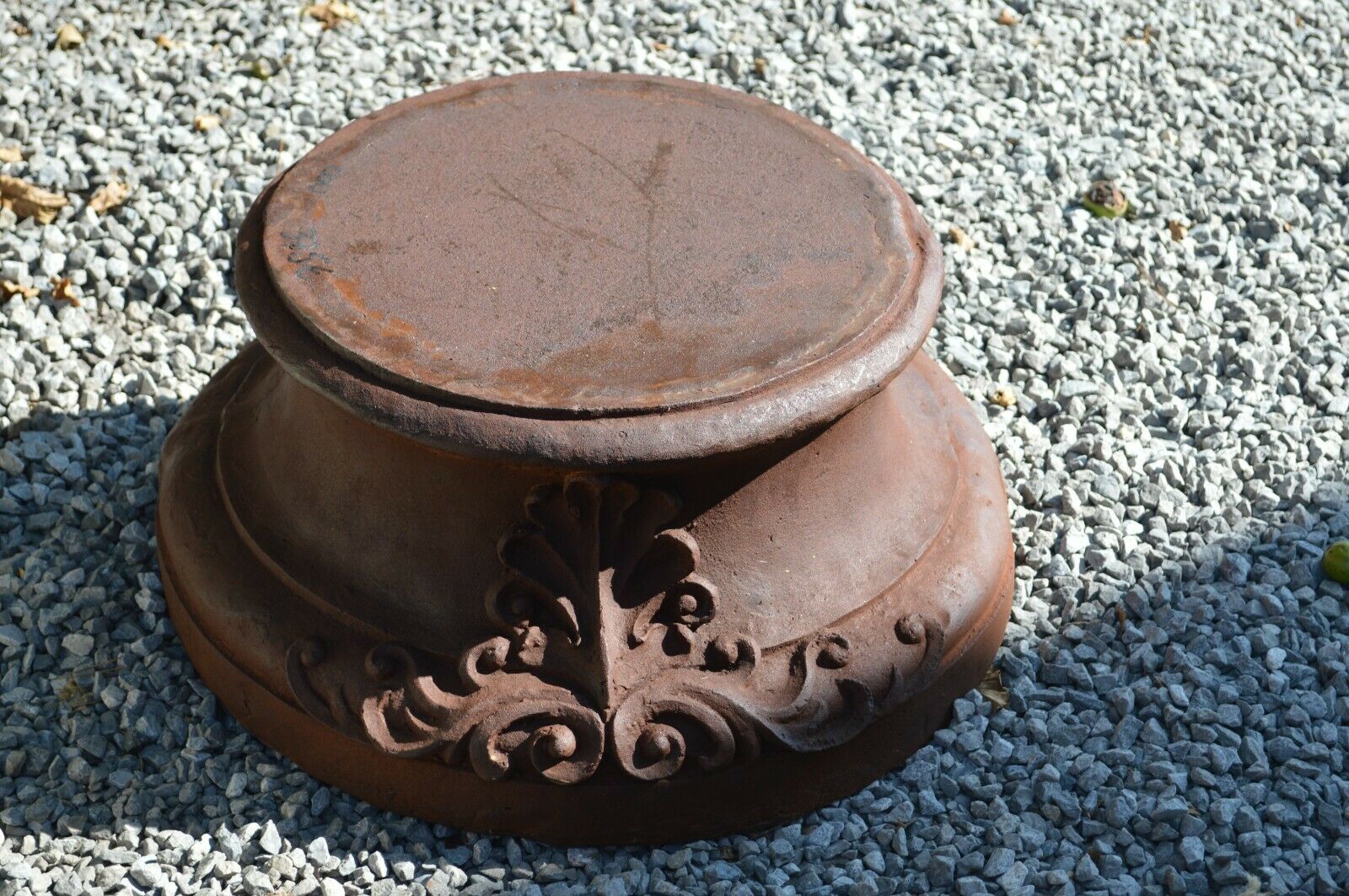cast iron base for statue or medici