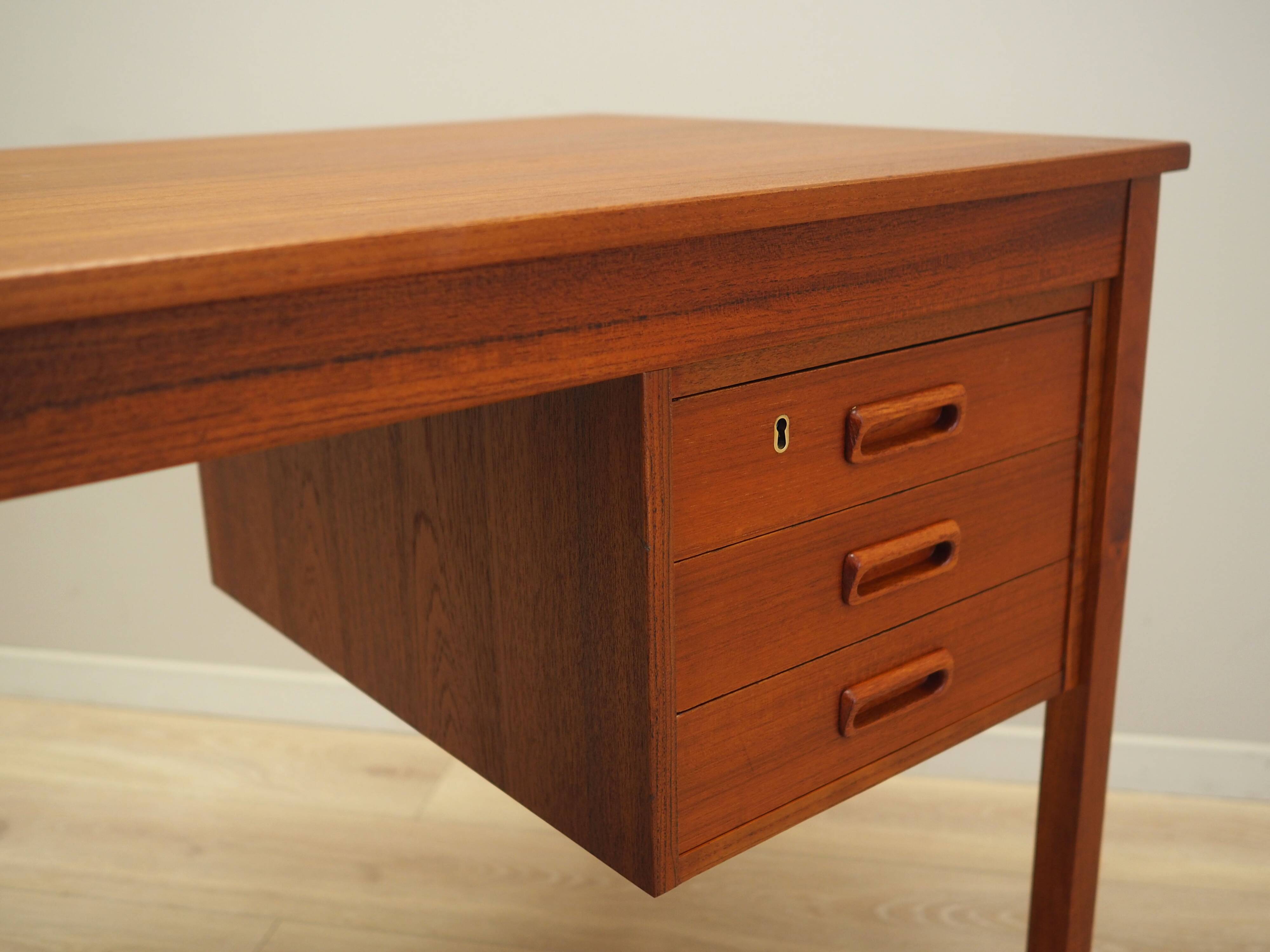 Teak desk, Danish design, 1970s, production: Denmark