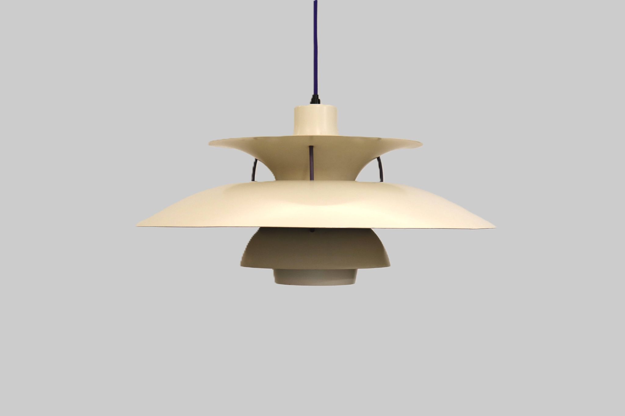 Le véritable produit danois - suspension PH5 - couleur blanche originale - Louis Poulsen