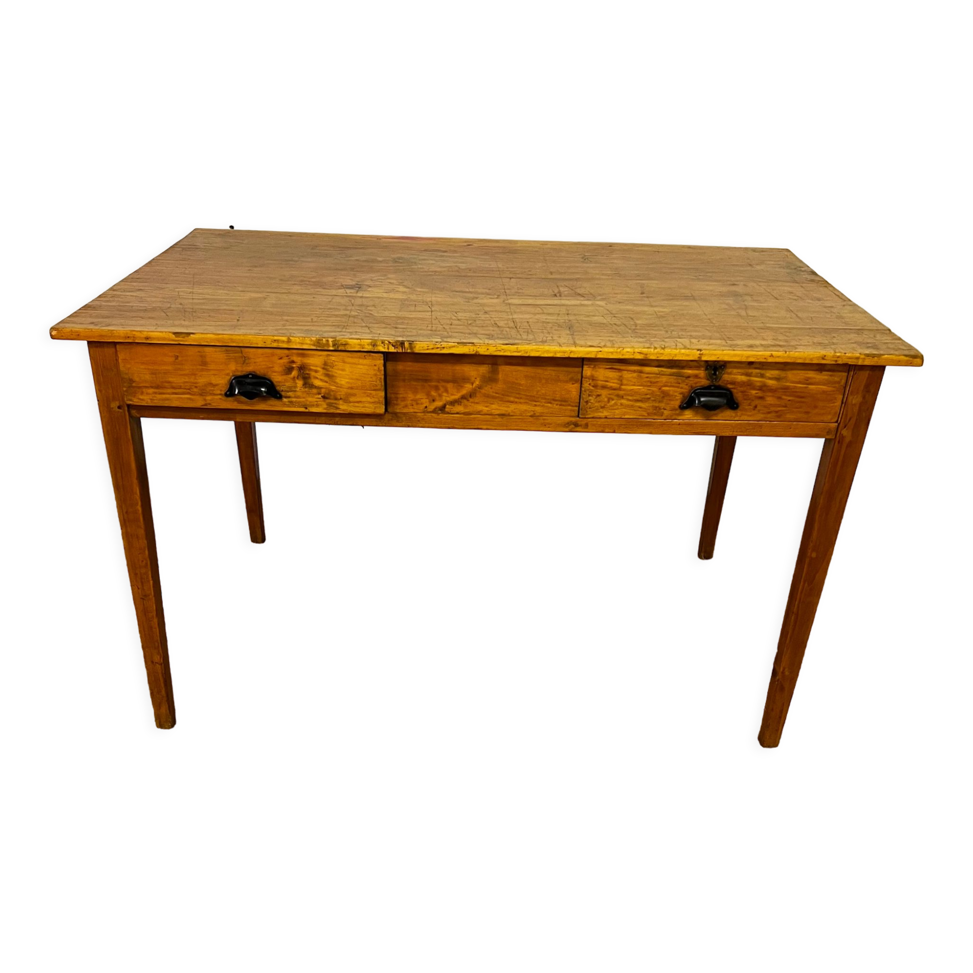 Pine farm table