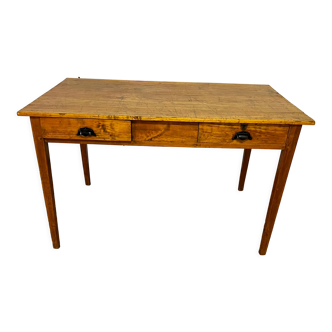 Pine farm table