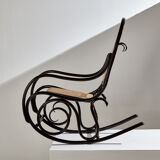 Fauteuil à bascule style 825 de Thonet