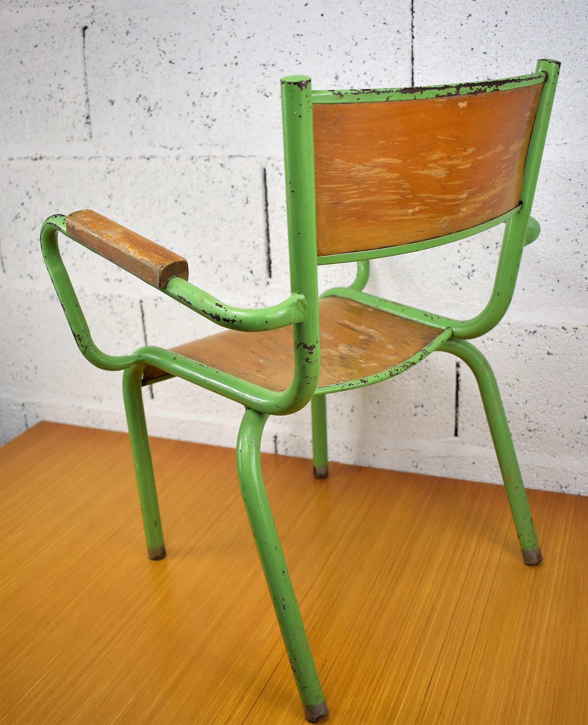 Metal and wood school chair with armrest
