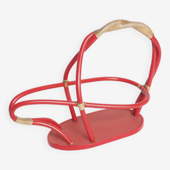 Red rattan bottle holder