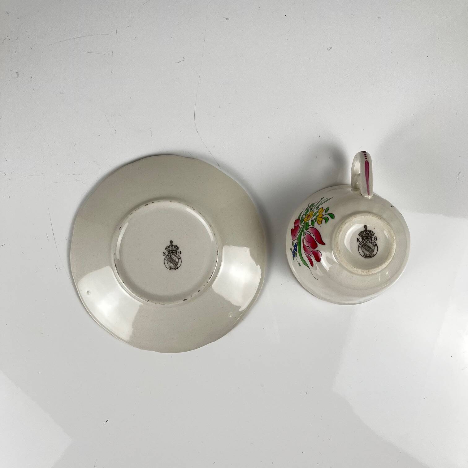 Set of 4 coffee cups with saucers model Réverbère by KG Lunéville