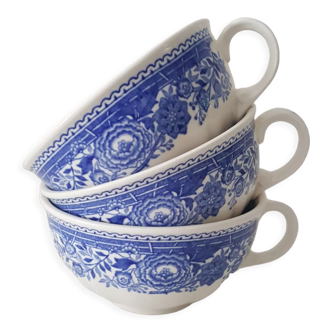 Old Villeroy & Boch cups, blue Burgenland model. Set of 3 white and blue cups