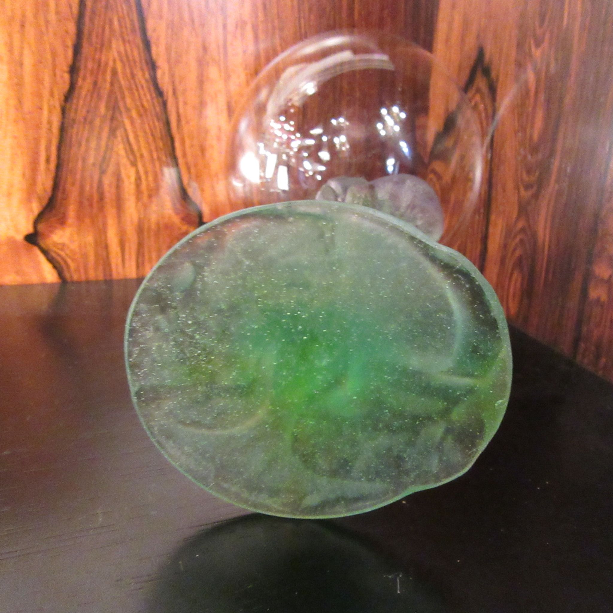 Daum coupe à champagne en cristal sur pied en pate de verre