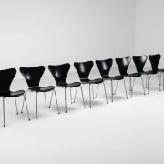 Arne Jacobsen set of eight 3107 Butterfly dining chairs Fritz Hansen Denmark 1967