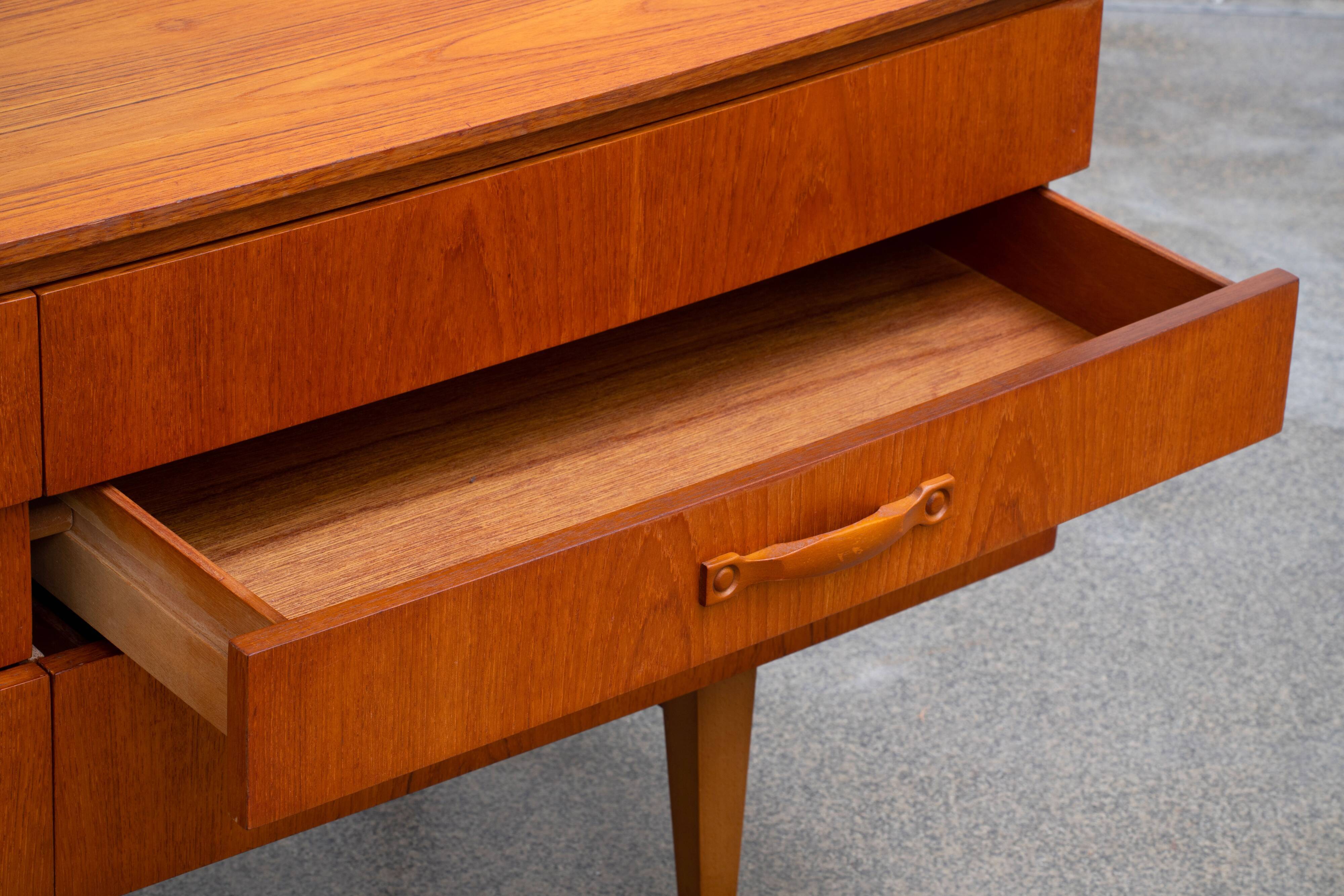 Vintage Scandinavian enfilade - EJVIND – 152 cm